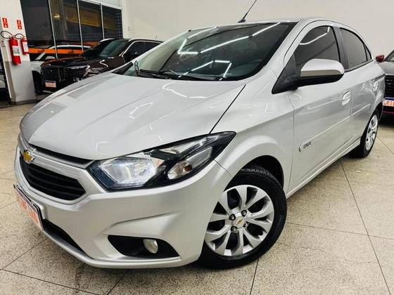CHEVROLET ONIX 1.4 MPFI ACTIV 8V FLEX 4P AUTOMÁTICO